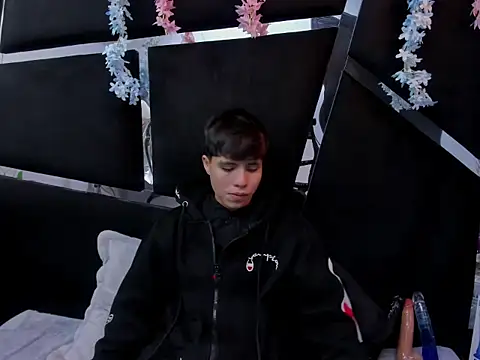 Snapshot of Bruno_Cruzz chatting on 02/06/26, 02:29 Bruno Cruzz online show from 02/06/26, 02:29