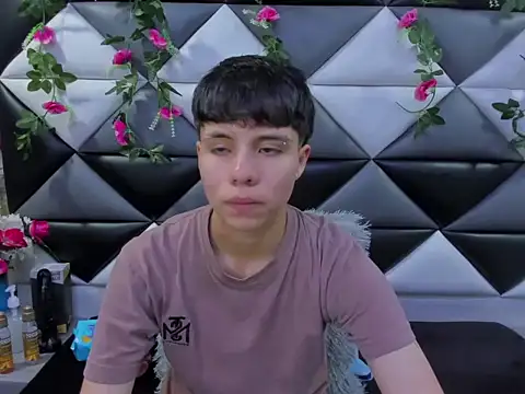 Bruno Cruzz online show from 11/05/25, 02:14