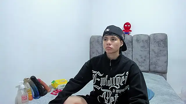 Bruno Cruzz online show from 06/27/26, 01:33