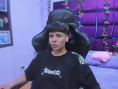 Bruno Cruzz online show from 11/12/25, 02:26