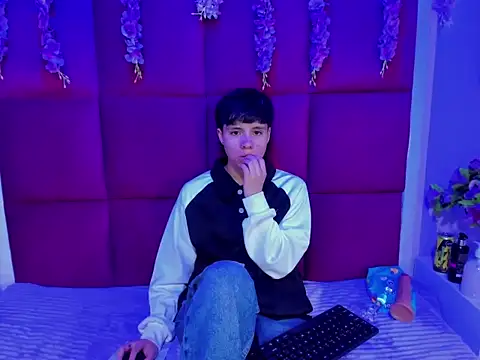 Bruno Cruzz online show from 10/05/25, 02:24