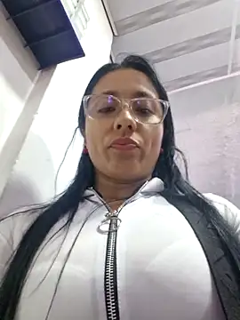 SofiiMilf online show from 03/19/26, 07:36