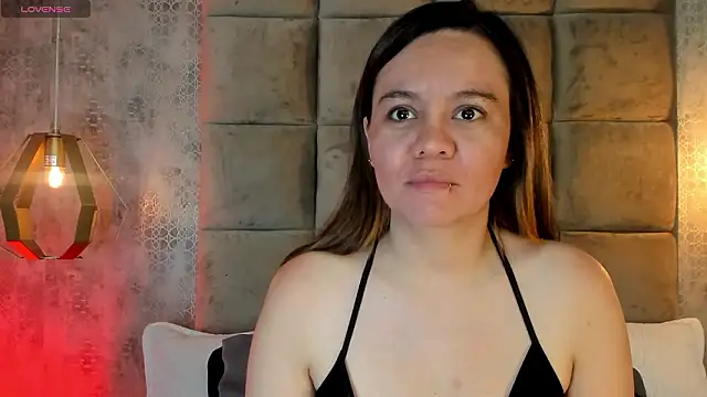 Snapshot of Sky_Junne chatting on 02/09/26, 06:06 Sky Junne online show from 02/09/26, 06:06