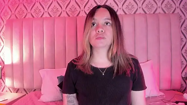 Sky Junne online show from 03/08/26, 05:16