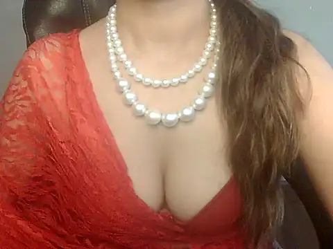 Snapshot of akankshapuri chatting on 09/26/25, 06:20 akankshapuri online show from 09/26/25, 06:20
