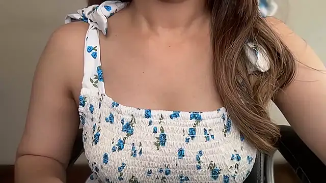akankshapuri online show from 06/20/26, 03:44