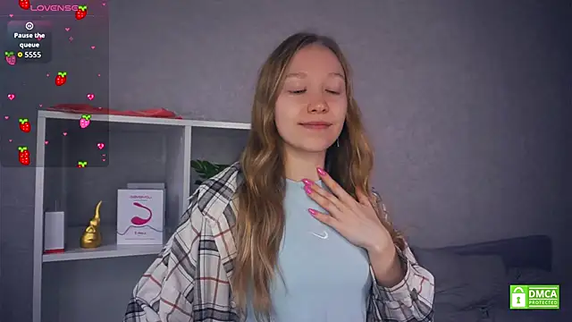 EarnestineGyllenband online show from 11/22/25, 06:23