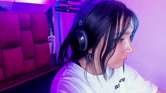 sophiievv online show from 04/30/26, 05:09