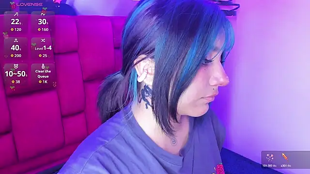sophiievv online show from 04/22/26, 07:42