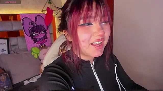 sophiievv online show from 12/02/25, 07:04