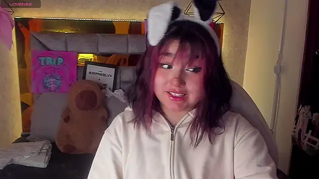 sophiievv online show from 11/24/25, 07:03