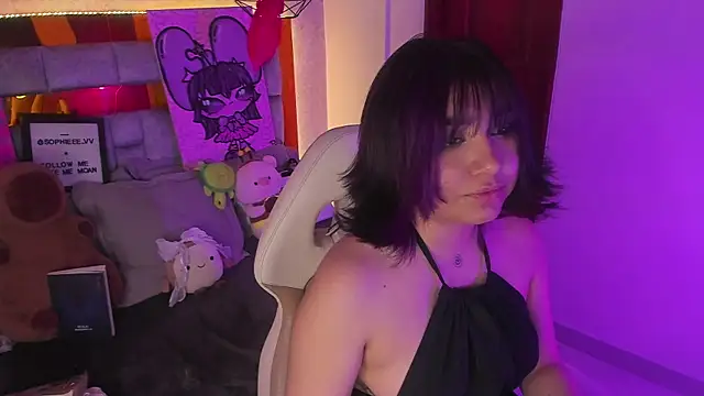 sophiievv online show from 12/04/25, 10:31