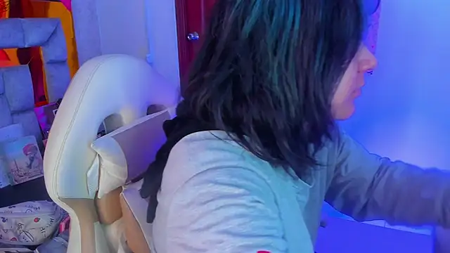 sophiievv online show from 02/23/26, 07:58