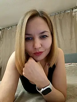 VeroLoverx online show from 11/24/25, 04:40