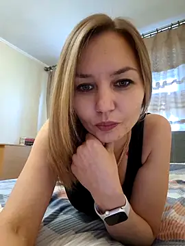 Snapshot of VeroLoverx chatting on 09/26/25, 12:45 VeroLoverx online show from 09/26/25, 12:45