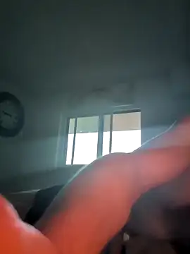 Snapshot of Chffbhf chatting on 10/24/25, 12:48 Chffbhf online show from 10/24/25, 12:48