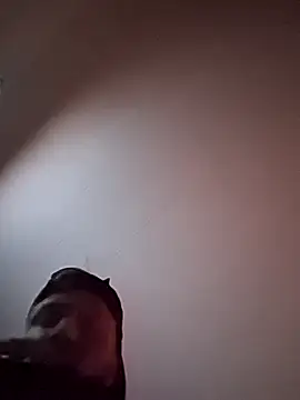 Snapshot of Chffbhf chatting on 09/15/25, 06:58 Chffbhf online show from 09/15/25, 06:58