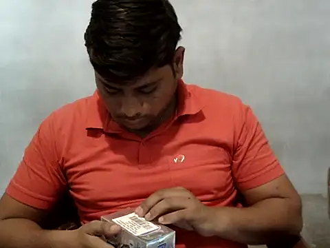 Ajmersingh335512 online show from 10/28/25, 08:02