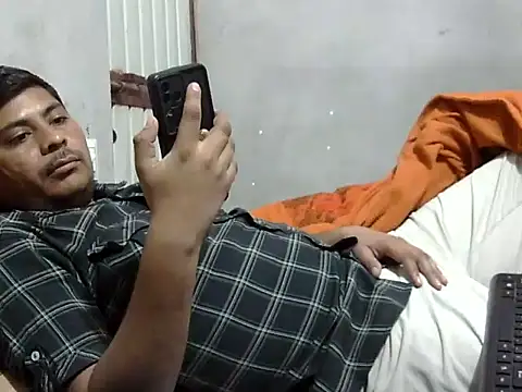 Snapshot of Ajmersingh335512 chatting on 02/14/26, 03:56 Ajmersingh335512 online show from 02/14/26, 03:56