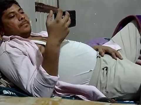 Snapshot of Ajmersingh335512 chatting on 02/16/26, 04:27 Ajmersingh335512 online show from 02/16/26, 04:27