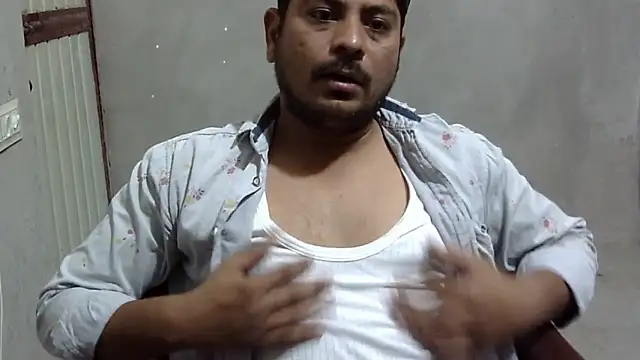Snapshot of Ajmersingh335512 chatting on 04/25/26, 06:27 Ajmersingh335512 online show from 04/25/26, 06:27