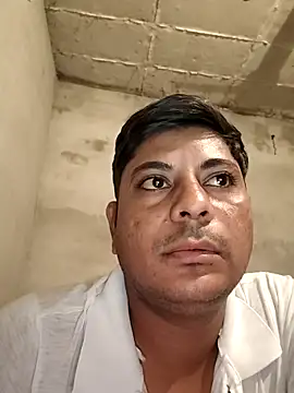 Snapshot of Ajmersingh335512 chatting on 10/06/25, 06:52 Ajmersingh335512 online show from 10/06/25, 06:52