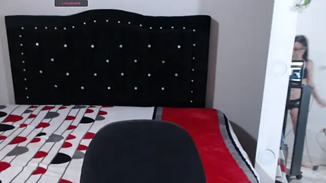 Coraline Playful online show from 11/15/25, 06:56