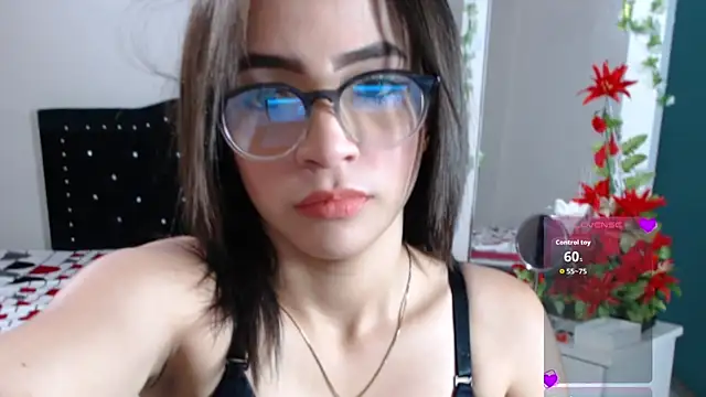 Coraline Playful online show from 09/16/25, 12:06