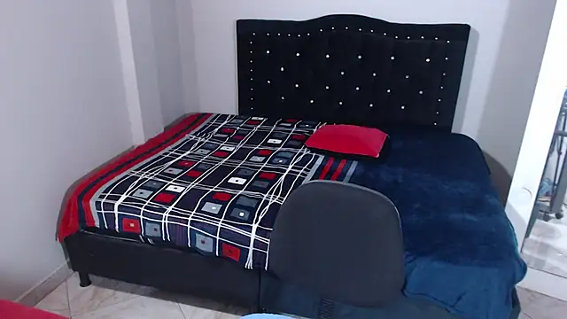 Coraline Playful online show from 11/24/25, 06:19