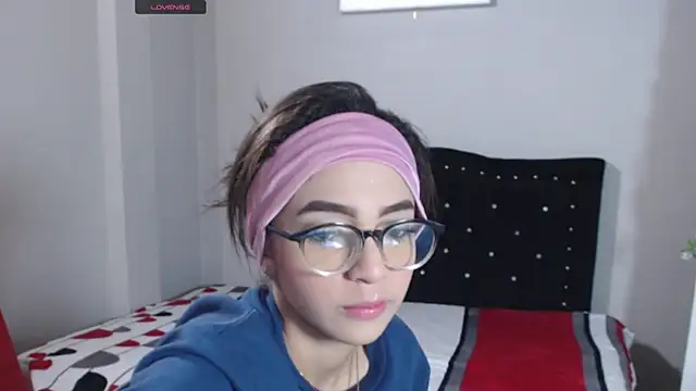 Coraline Playful online show from 09/29/25, 12:55