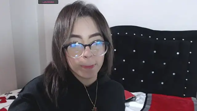 Coraline Playful online show from 09/25/25, 12:33