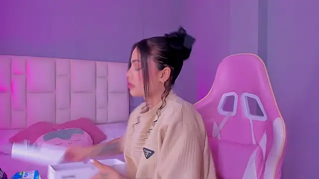 SammyRose  online show from 02/23/26, 07:47