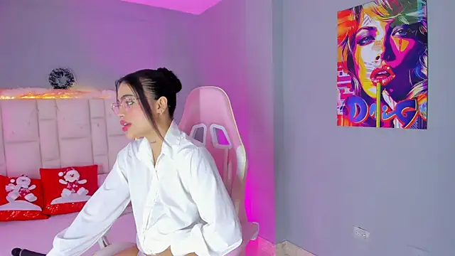 SammyRose  online show from 12/15/25, 07:52