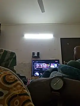 indiankiing online show from 11/05/25, 08:06