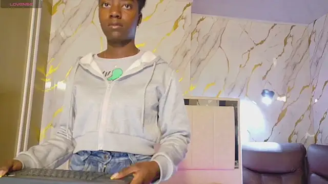 katia green1 online show from 04/12/26, 12:08