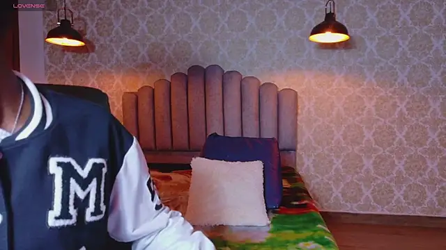 katia green1 online show from 11/18/25, 12:19