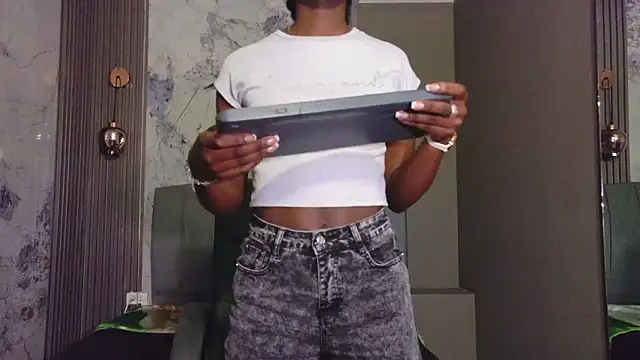 katia green1 online show from 11/30/25, 11:55