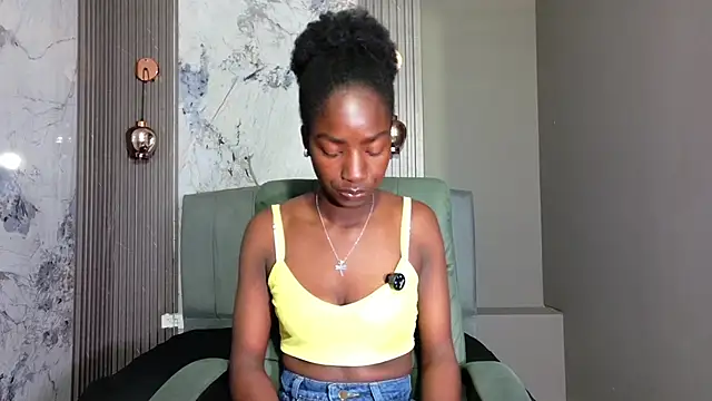 katia green1 online show from 11/27/25, 12:38