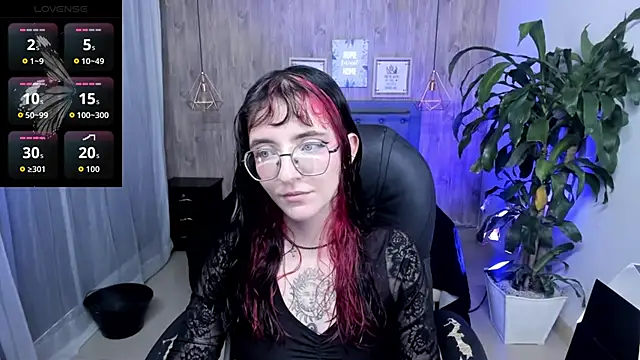 AfroditaLeclair online show from 10/25/25, 05:13