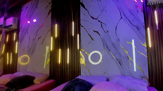 VictoriaDuart online show from 09/28/25, 07:43