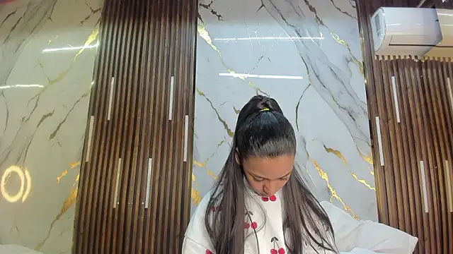 VictoriaDuart online show from 03/16/26, 08:33