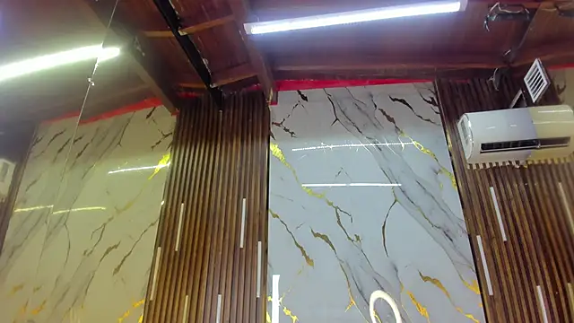 VictoriaDuart online show from 01/08/26, 07:53