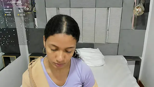 VictoriaDuart online show from 02/16/26, 08:07