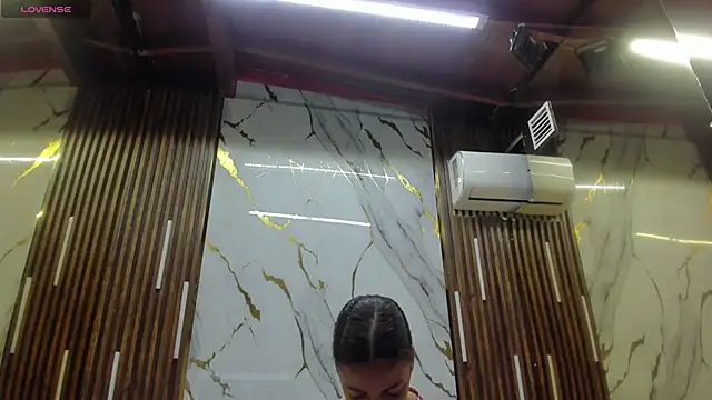 VictoriaDuart online show from 03/26/26, 08:29