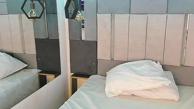 VictoriaDuart online show from 02/13/26, 08:09