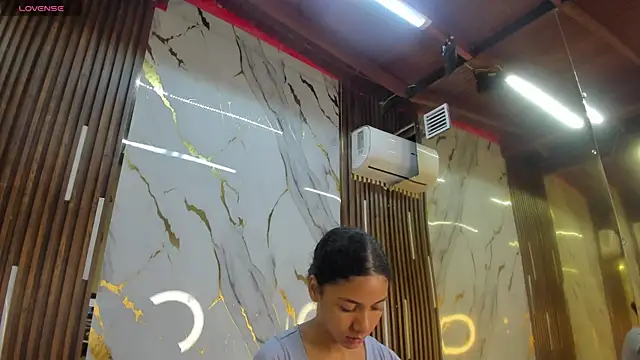 VictoriaDuart online show from 03/25/26, 08:19