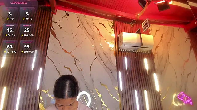 VictoriaDuart online show from 04/09/26, 08:26