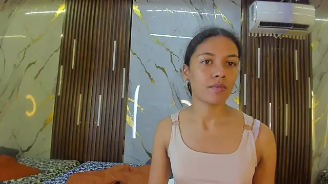 VictoriaDuart online show from 01/07/26, 08:14