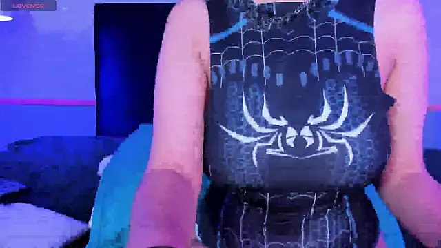 Tsuki Maru online show from 02/12/26, 09:03