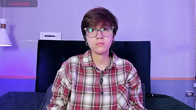 Tsuki Maru online show from 03/06/26, 08:59